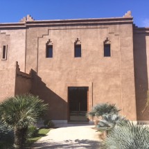 Entrance to the Les 5 Djellabas Hôtel